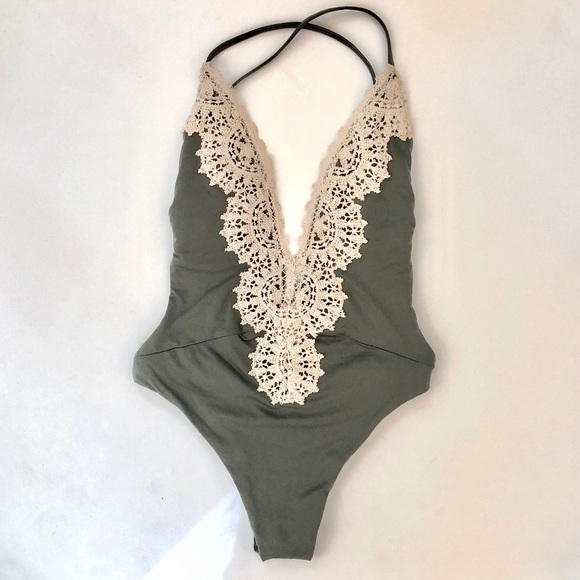 Blue Life eclipse one piece swimsuit in moss - Picture 6 of 7